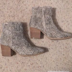 Ankle booties